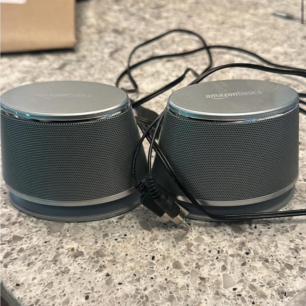 Amazon Basics 2.0 PC or Laptop Speakers